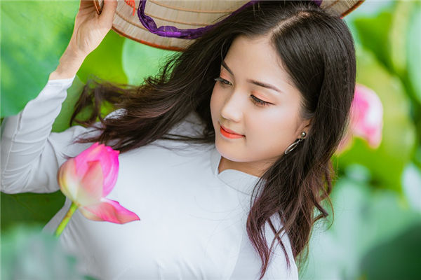 鹅蛋脸的女人面相