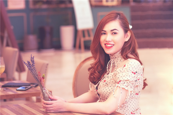 面相中眼距宽性格怎样