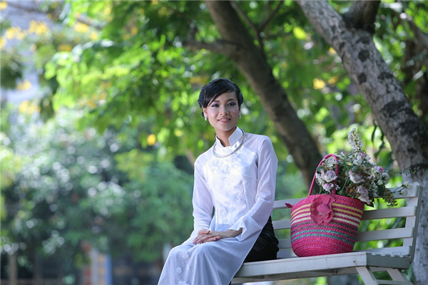 面相中门牙有缝如何