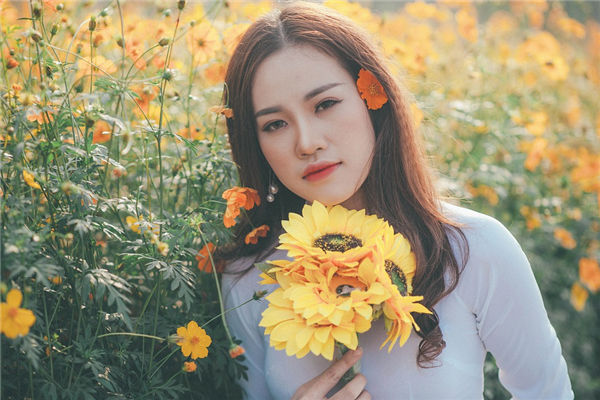 周一到周日打喷嚏的含义是真的吗